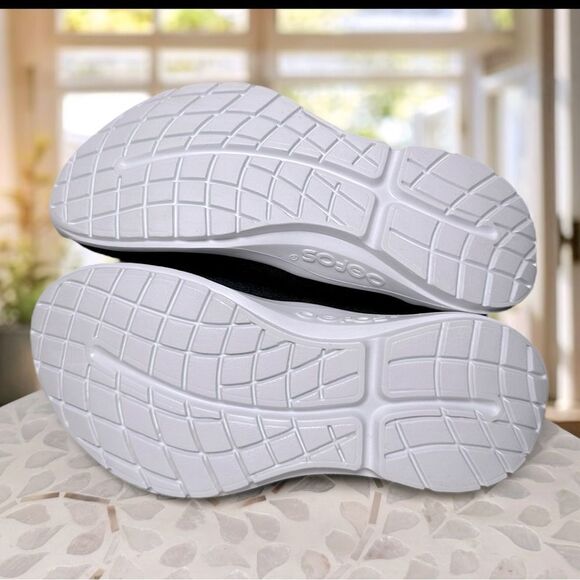 OOFOS OOMG Sport Low Slip-on Shoe Sneakers Black Size 8.5 EU 39.5 - Picture 10 of 14